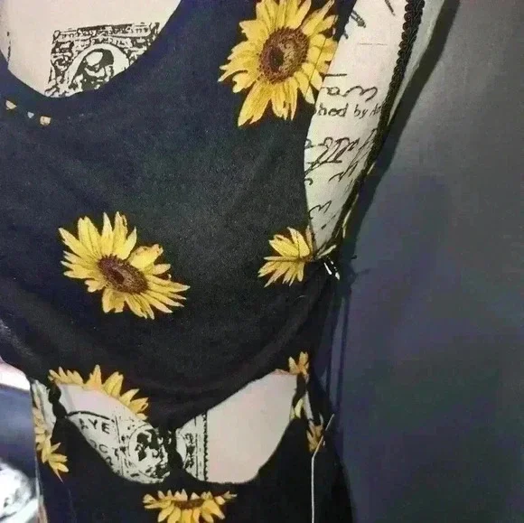 Pac Sun Kendall & Kylie Womans Sunflower Dress Size S - Picture 4 of 12